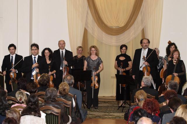 camerata2012006