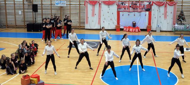 dancefitnessse22018127
