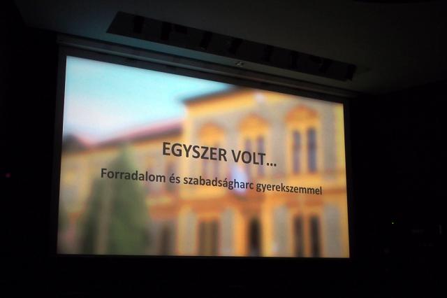 egyszervolt2014004