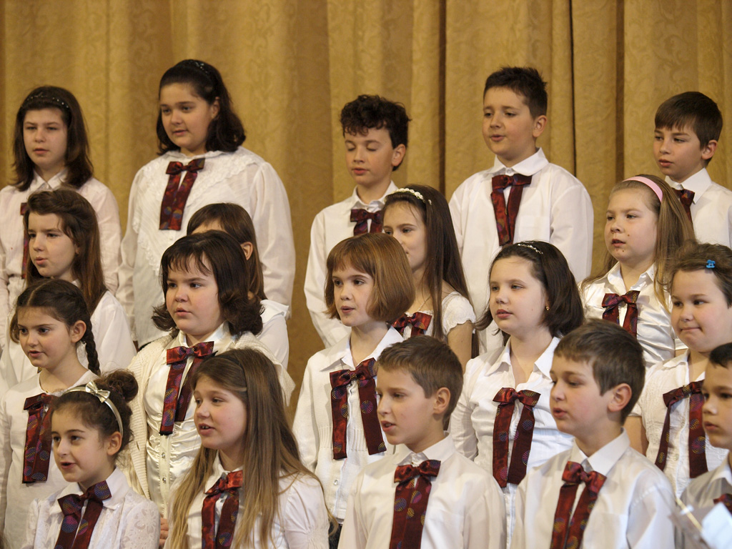 enekloifjusag2012022