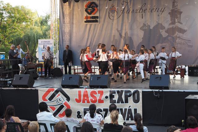 expop22018037