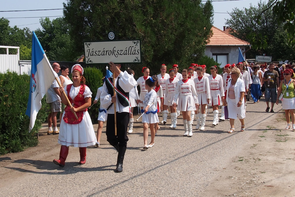 jaszvilagtal2012040