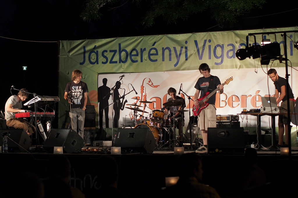 jazzb2013038