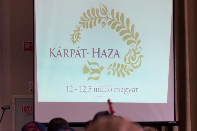 karpathazakonf2015044