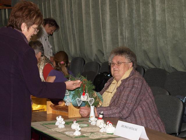 kezmborze2011010