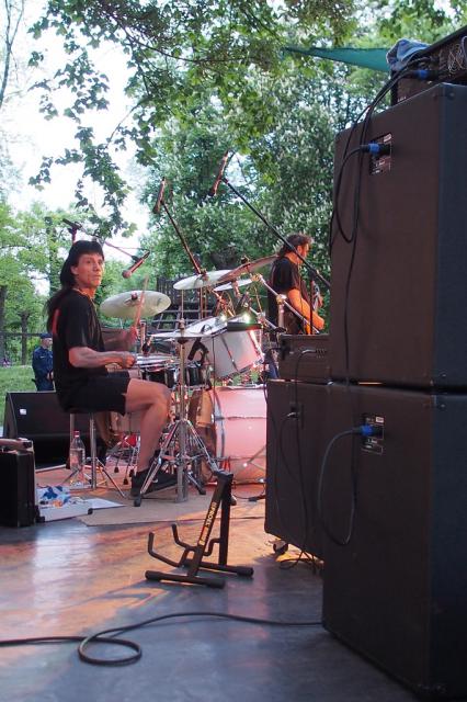 majalis2014342