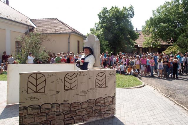 mjatszoh2011082