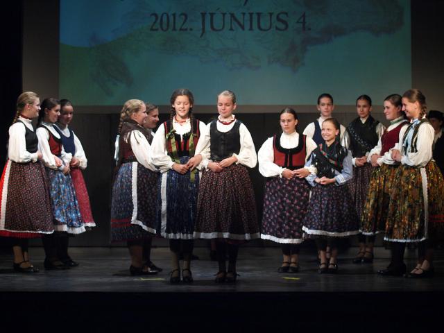 nemzosszetn2012011