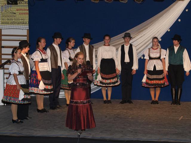 tancgala2011075