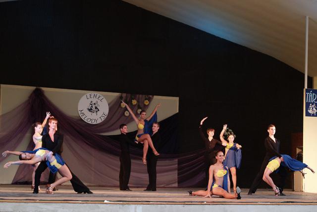 ttancgala2011075