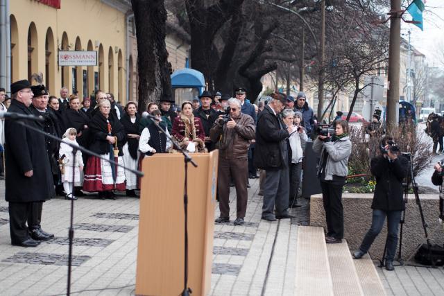 vnkoszoruzas2013020