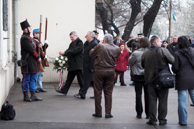 vnkoszoruzas2013041