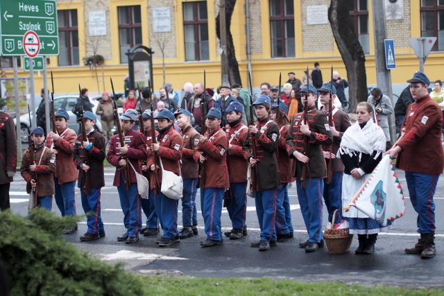 vnkoszoruzas2013043